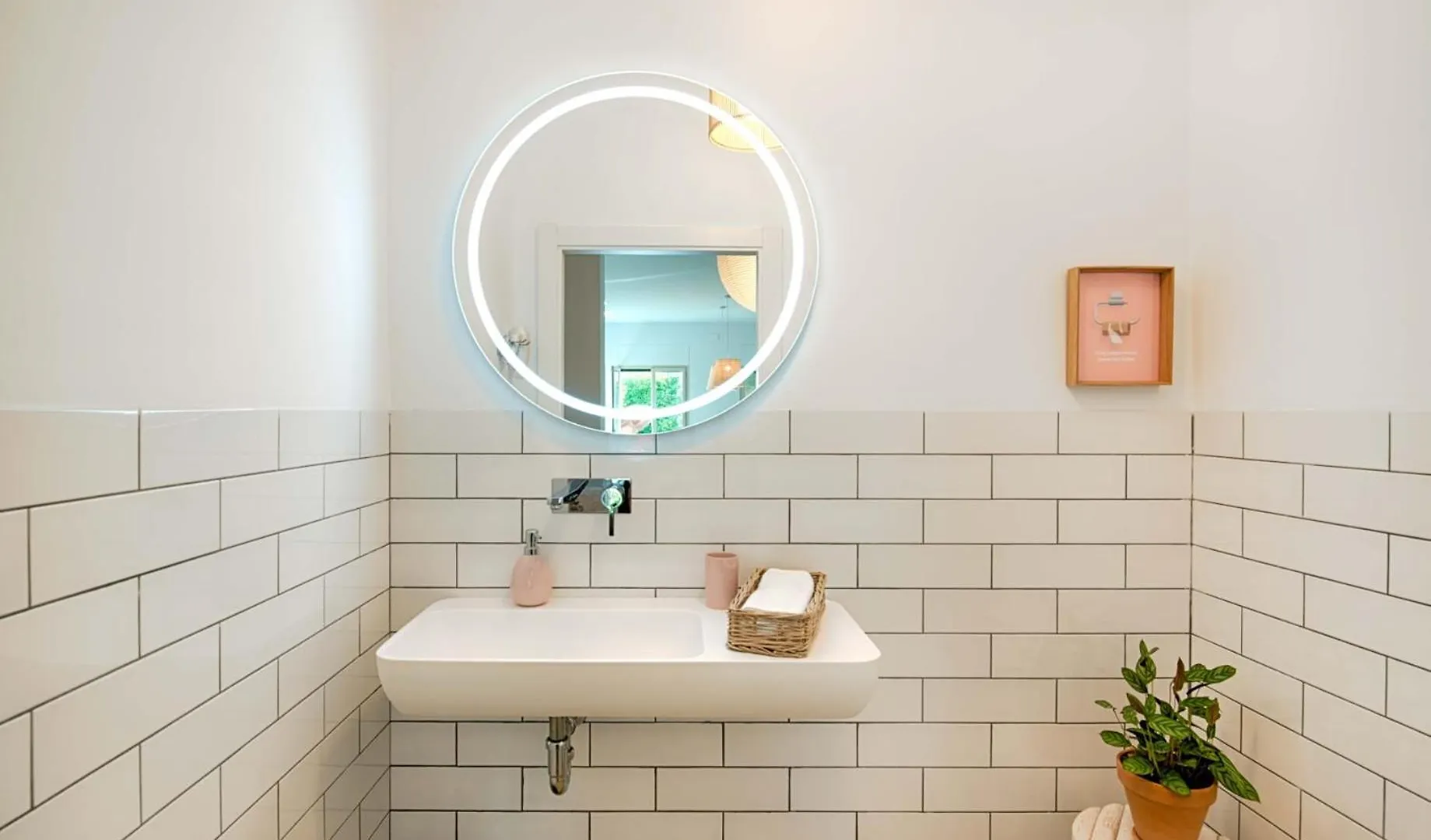 Loft Con Piscina Climatizada De Agua Salada Y Parking En El Centro De Figueres Apartment